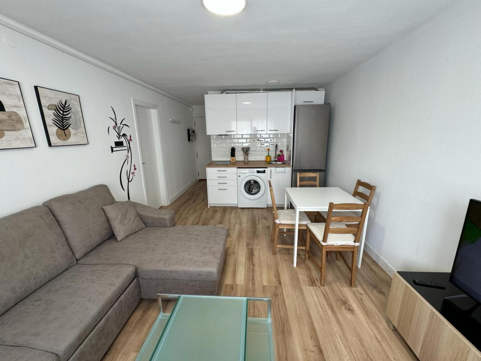 Acogedor A 50 Metros Del Mar Apartamento *